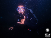 Night dives in amateur and professional diving